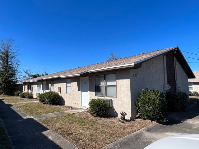 903 Russ Lake Drive, Unit 203